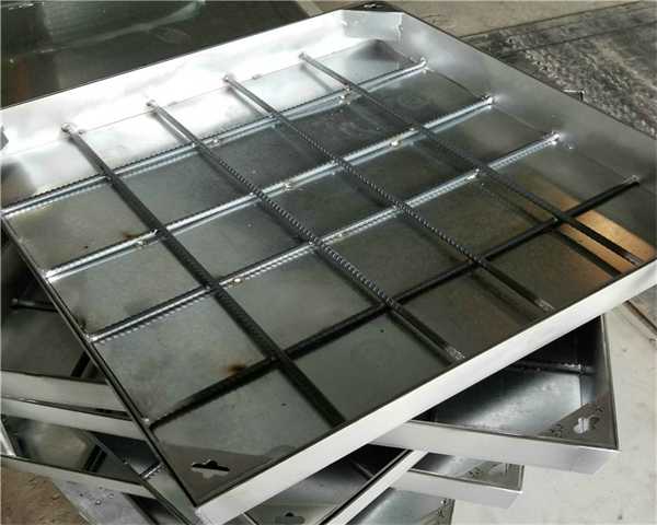 球墨铸铁井盖有几种型号 球墨铸铁井盖详细尺寸