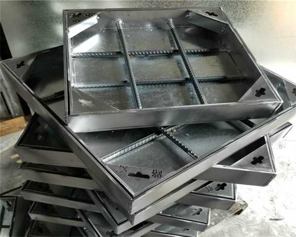 压力井盖和普通井盖的区别在哪 压力井盖和普通井盖的区别在哪里 压力井盖和普通井盖的区别在哪 压力井盖和普通井盖的区别在哪里