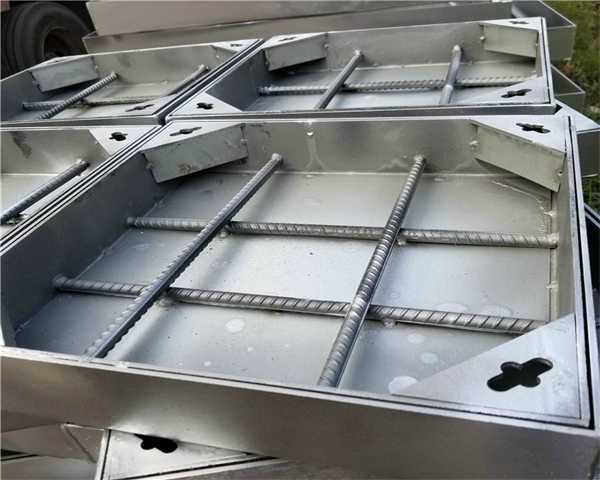 轻质铸铁井盖 轻质铸铁井盖图片 轻质铸铁井盖 轻质铸铁井盖图片