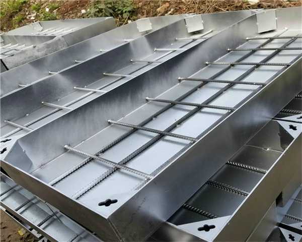 宽边井盖安装 井盖安装方向