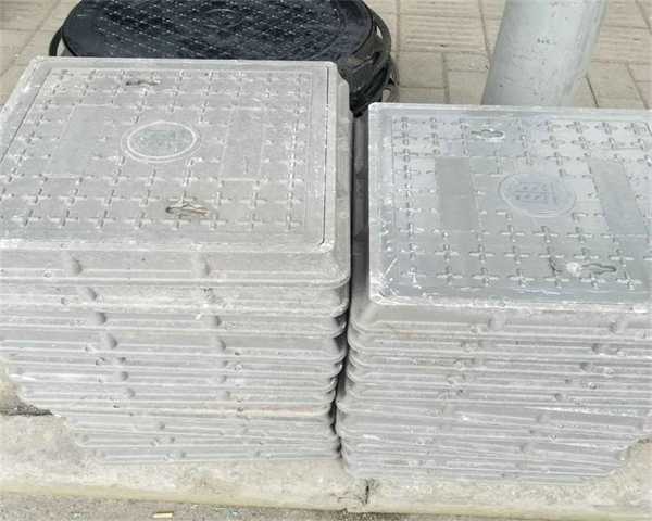 700圆形球墨铸铁井盖 球墨铸铁井盖800