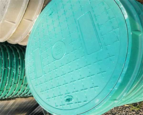 压力井盖怎么打开盖子 压力井盖图片** 压力井盖怎么打开盖子 压力井盖图片**