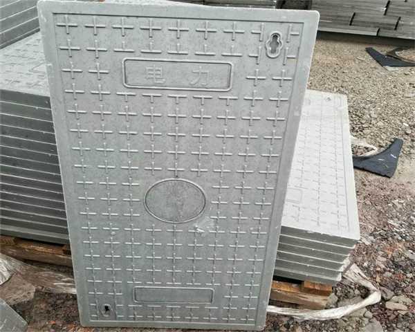 双层加锁铸铁井盖图片 双层加锁铸铁井盖图片**