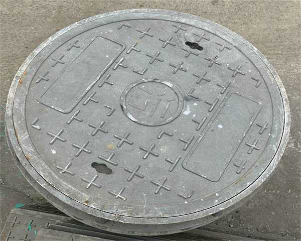 井盖上的孔是干嘛用的 井盖上面