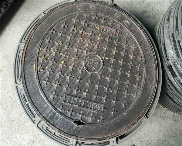 五防井盖安装过程讲解教程 重型五防井盖的** 五防井盖安装过程讲解教程 重型五防井盖的**