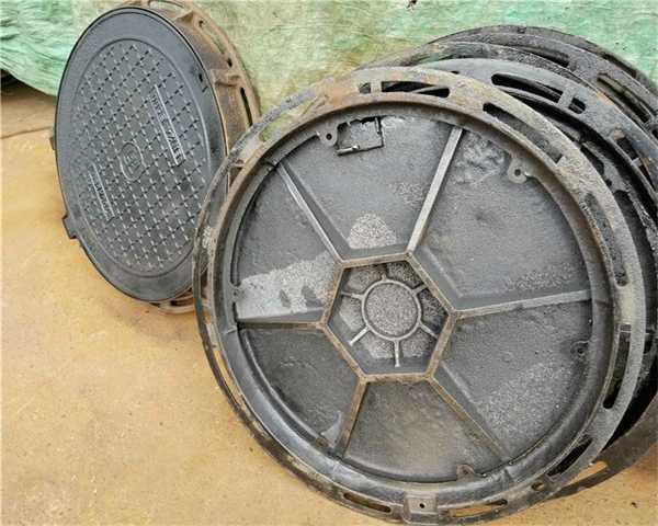 球墨铸铁井盖c250承载多少吨 球墨铸铁井盖c250是什么意思