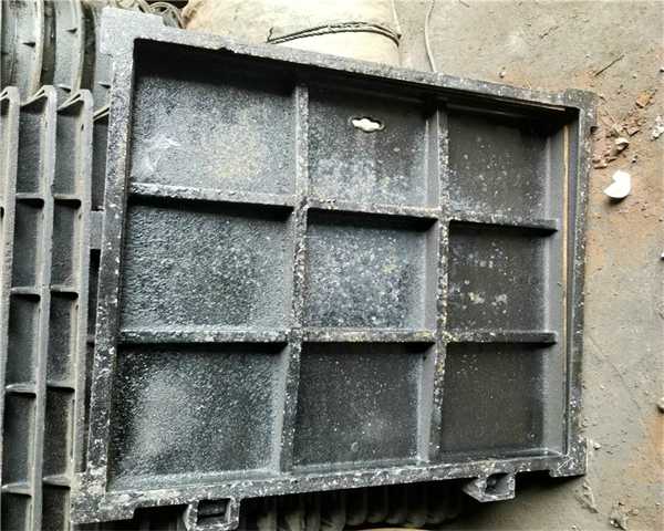 球墨铸铁井盖a15 球墨铸铁井盖a1000指的什么意思