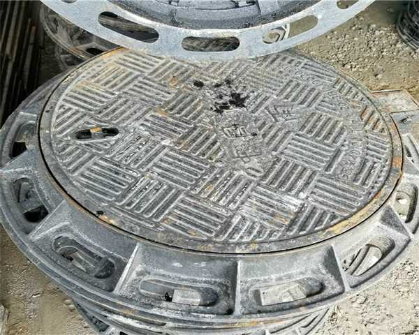 井盖坏了找哪个部门 井盖坏了找哪个部门投诉