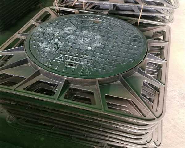 下水道的井盖为啥是圆形的 下水道的井盖都是圆形的这是为什么呢 下水道的井盖为啥是圆形的 下水道的井盖都是圆形的这是为什么呢