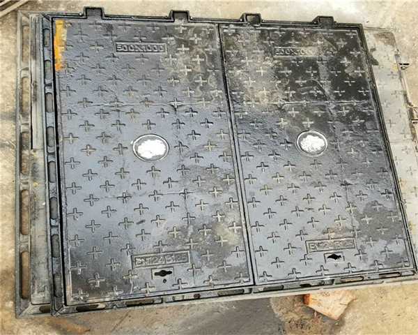 下水道的井盖为啥是圆形的 下水道的井盖都是圆形的这是为什么呢 下水道的井盖为啥是圆形的 下水道的井盖都是圆形的这是为什么呢