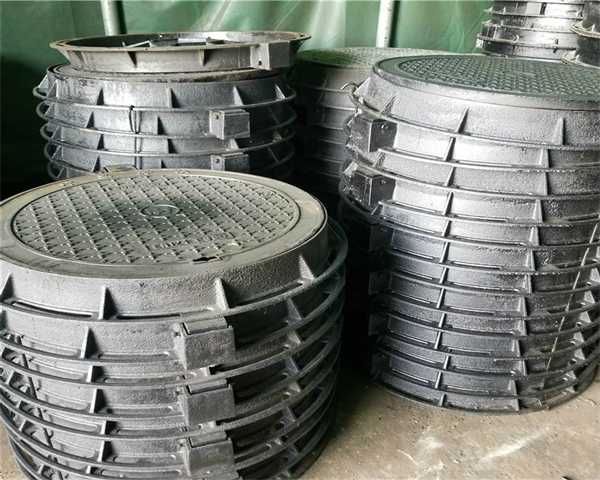 球墨铸铁井盖承重表格 球墨铸铁井盖厚度要求