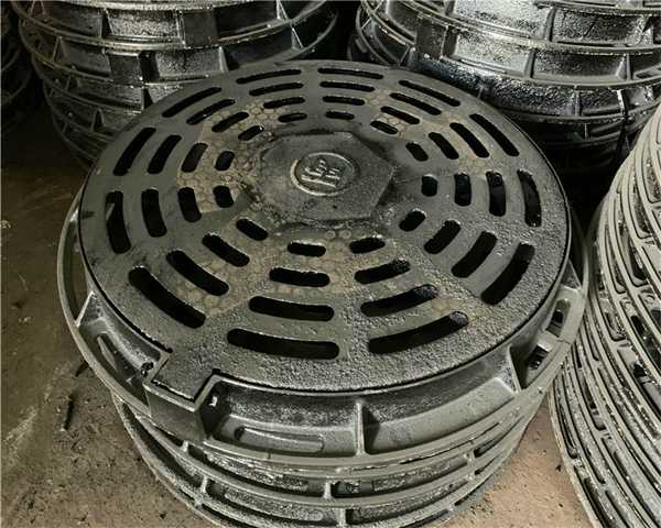 六防双层球墨铸铁井盖 附近铸铁井盖厂 六防双层球墨铸铁井盖 附近铸铁井盖厂