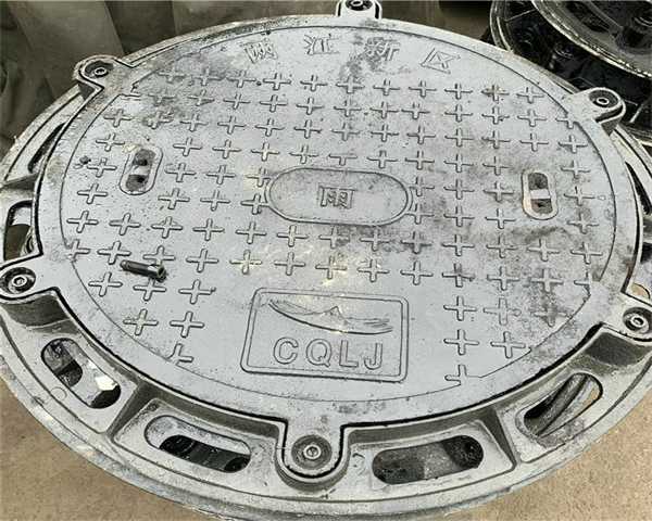 马路井盖归谁管 马路井盖投诉哪里 马路井盖归谁管 马路井盖投诉哪里