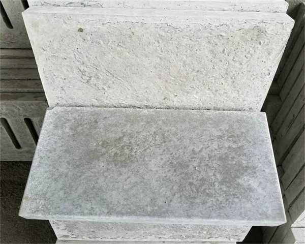 球墨铸铁井盖厂家哪家好 球墨铸铁井盖多少钱一套