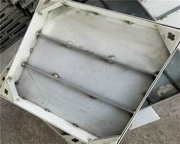 φ700重型球墨铸铁井盖外径 重型球墨铸铁井盖承重多少 φ700重型球墨铸铁井盖外径 重型球墨铸铁井盖承重多少